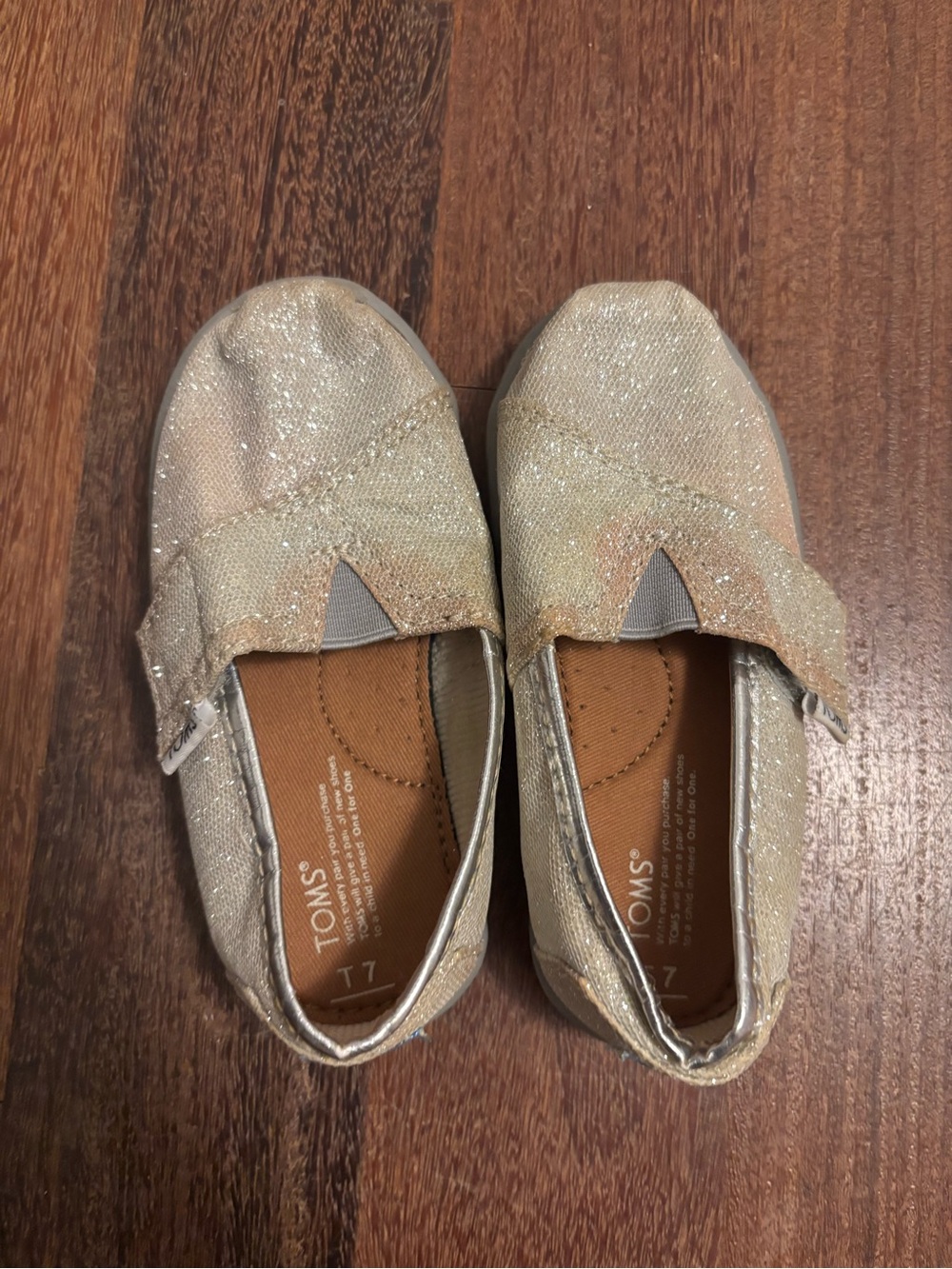 TOMS Kids Glitter Slip-On Moccasins in Gold